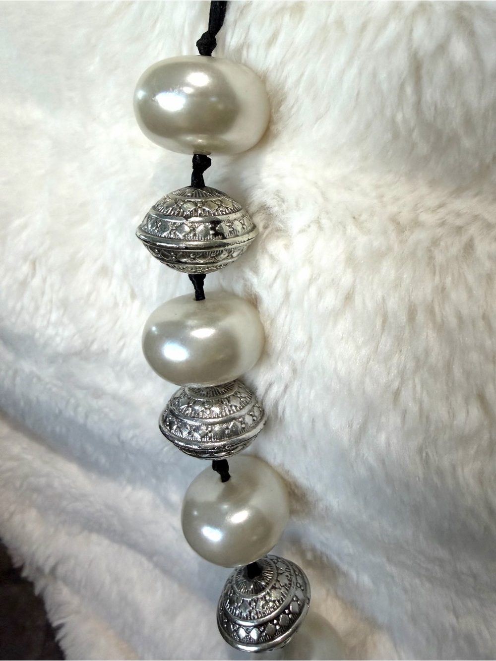 Elegant White Pearl and Silver Bead Necklace
